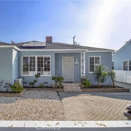 Buy this 3 bed house on 1011 East 64th Street in Long Beach, CA 90805