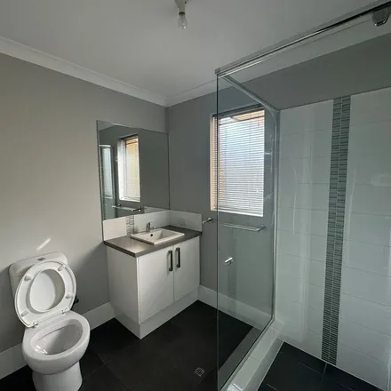 Rent this 3 bed apartment on Grafton Rise in Baldivis WA 6171, Australia