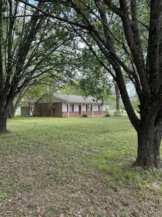 Buy this 3 bed house on 2 Old Natchez Trace Road in Pontotoc County, MS 38863