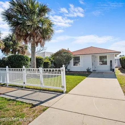 Buy this 3 bed house on 712 3rd Avenue South in Jacksonville Beach, FL 32250