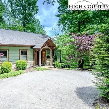 Buy this 3 bed house on 273 Vixen Ln in Blowing Rock, North Carolina