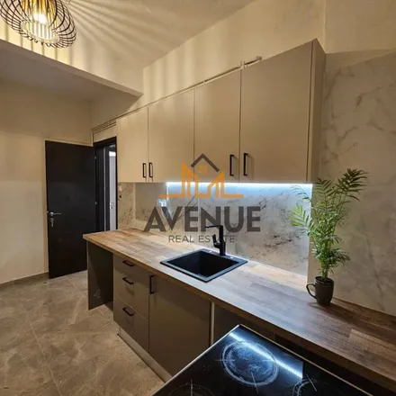 Rent this 3 bed apartment on Fashion Mark in Ιωάννη Τσιμισκή, Thessaloniki