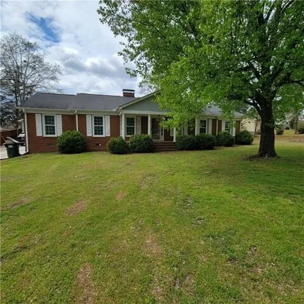 Image 2 - 813 Sherwood Drive, Elberton, Elbert County, GA 30635, USA - House for sale