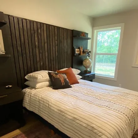 Rent this 1 bed apartment on Bentonville
