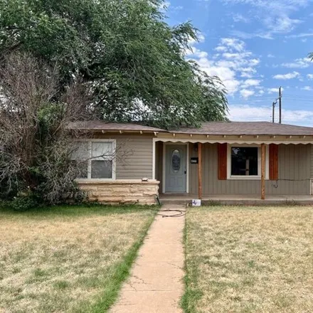 Rent this 3 bed house on 3213 Peoria Avenue in Lubbock, TX 79410