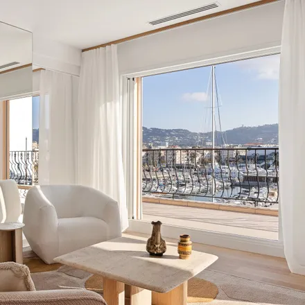 Image 1 - 33 Rue du Pont Saint-Victor, 06400 Cannes, France - Apartment for sale