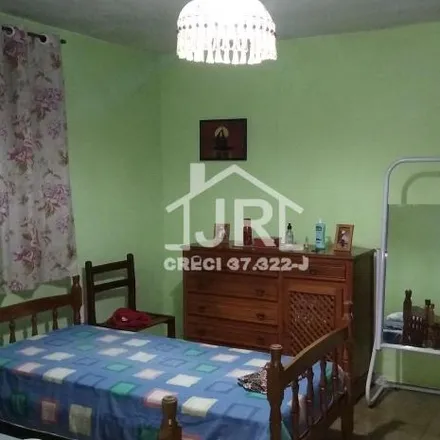 Buy this 3 bed house on Avenida Brigadeiro Faria Lima in Jardim Zaíra, Mauá - SP