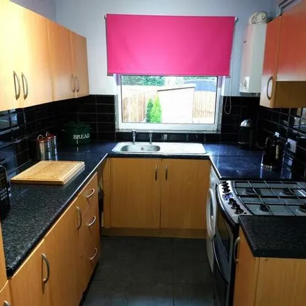 Image 5 - Boothroyden Road, Manchester, M9 0SL, United Kingdom - Townhouse for sale