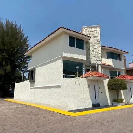 Buy this 4 bed house on Calle Nardos in 54753 Cuautitlán Izcalli, MEX