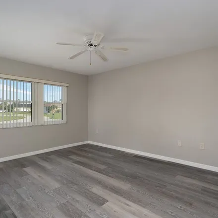 Image 6 - 17154 Waters Edge Circle, Lee County, FL 33917, USA - Apartment for rent