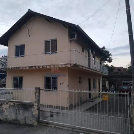 Buy this 8 bed house on Rua Francisco Cardoso in Bom Viver, Biguaçu - SC
