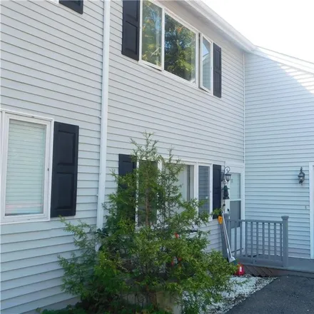 Buy this 2 bed condo on 131 Huntington Turnpike in Bridgeport, CT 06610