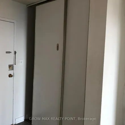 Image 2 - 70 Wingarden Court, Toronto, ON M1B 1Y3, Canada - Apartment for rent