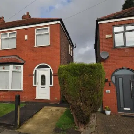 Buy this 3 bed duplex on Woodford Avenue in Denton, M34 3ED