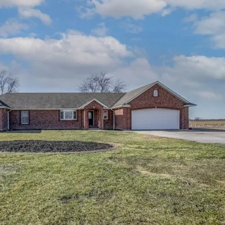 Buy this 5 bed house on East Wigham Street in Centralia, MO 65240