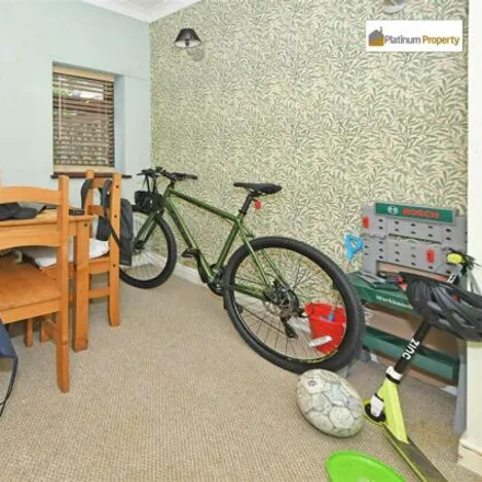 Image 7 - George Avenue, Longton, ST3 6DQ, United Kingdom - Townhouse for sale