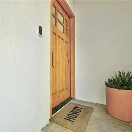 Image 7 - 811 Rutherford Place, Austin, TX 78767, USA - House for sale