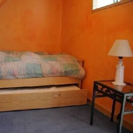 Rent this 2 bed townhouse on 50200 Saint-Malo-de-la-Lande