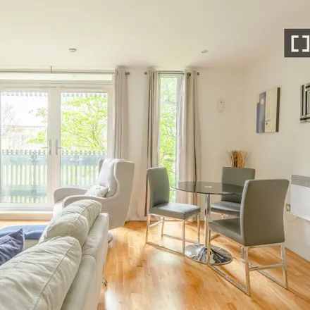 Rent this 2 bed apartment on 63-70 Island Row in London, E14 7HU