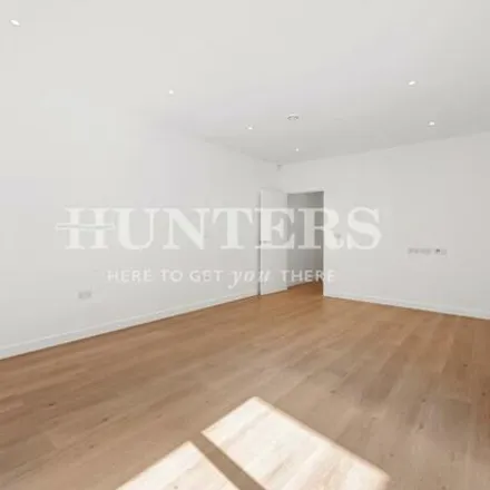 Image 6 - 227 Archway Road, London, N6 5AX, United Kingdom - Apartment for rent