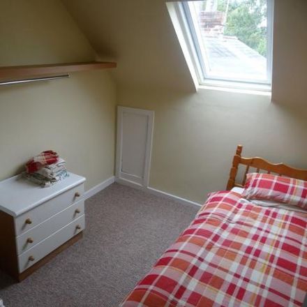 Rent this 3 bed apartment on York Avenue in Wolverhampton, WV3 9LH