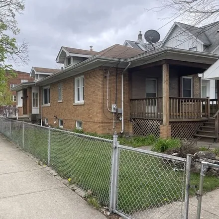 Image 4 - 4900 West Cullom Avenue, Chicago, IL 60634, USA - House for sale