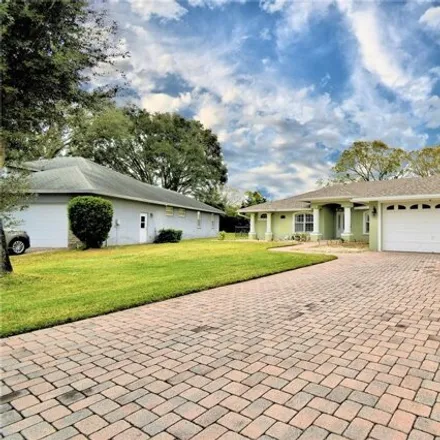 Image 2 - 226 Bentley Oaks Boulevard, Auburndale, FL 33823, USA - House for sale