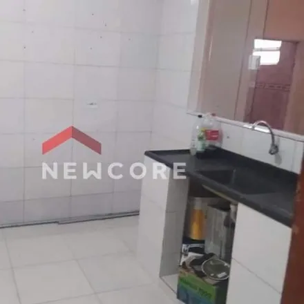 Buy this 3 bed house on Rua Laurindo Capucci in Jardim Campo Verde, Mauá - SP