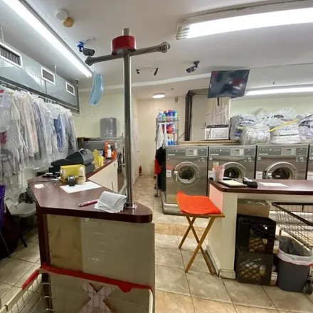 Image 7 - Hamilton Laundromat, 7th Street, Jersey City, NJ 07302, USA - Condo for sale