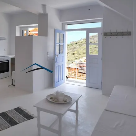 Image 2 - Kea, Kea-Kythnos Regional Unit, Greece - Apartment for rent