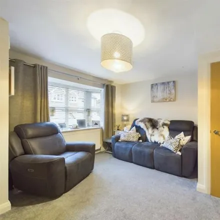 Image 4 - Cae'r Llynen, Llandudno Junction, LL31 9LS, United Kingdom - Townhouse for sale