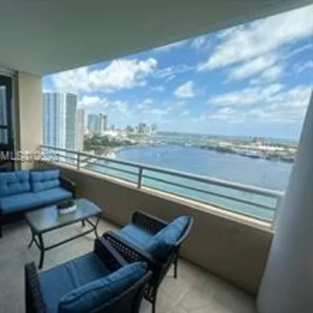 Image 1 - Three Tequesta Point, 848 Brickell Key Drive, Torch of Friendship, Miami, FL 33131, USA - Townhouse for rent