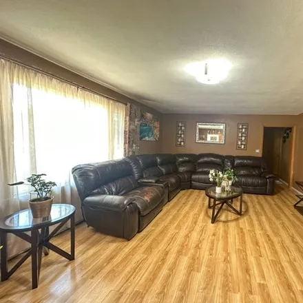 Image 3 - 1349 Lincoln Court, Monmouth, IL 61462, USA - House for sale