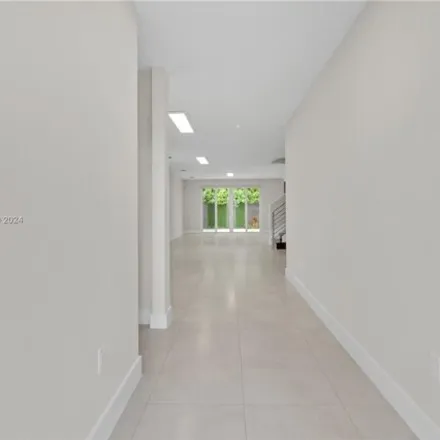 Image 6 - 6830 Northwest 103rd Avenue, Doral, FL 33178, USA - House for rent