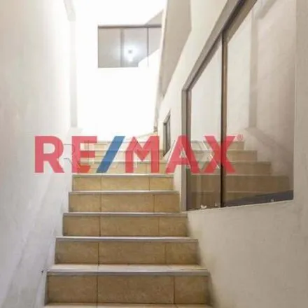 Rent this 3 bed apartment on Aries in Las Palmeras, Lima Metropolitan Area 15302