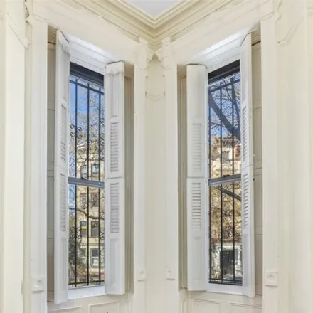 Image 4 - 413A 6th Avenue, New York, NY 11215, USA - Townhouse for sale