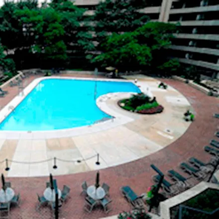 Image 6 - Waterford Plaza, 1300 Crystal Drive, Arlington, VA 22202, USA - Apartment for rent
