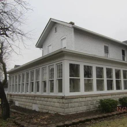 Image 3 - 220 East Adrian Street, Blissfield, Blissfield Township, MI 49228, USA - House for sale