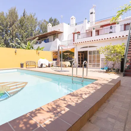 Buy this 4 bed townhouse on 29660 Marbella