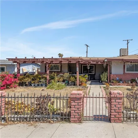 Buy this 6 bed house on 822 West Lugonia Avenue in Redlands, CA 92374