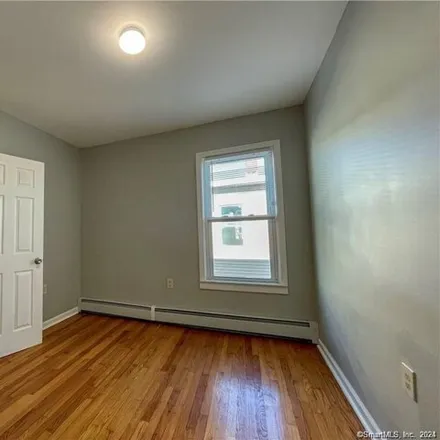 Image 7 - 135 Franklin Avenue, Hartford, CT 06114, USA - Apartment for rent
