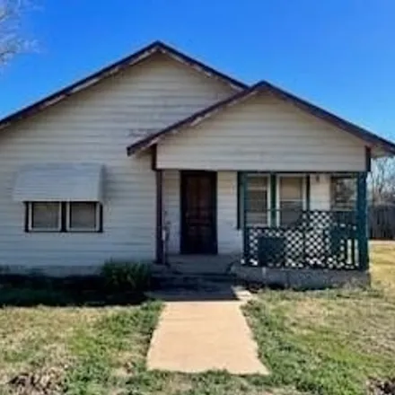 Image 1 - 157 Northwest Avenue D, Hamlin, TX 79520, USA - House for sale