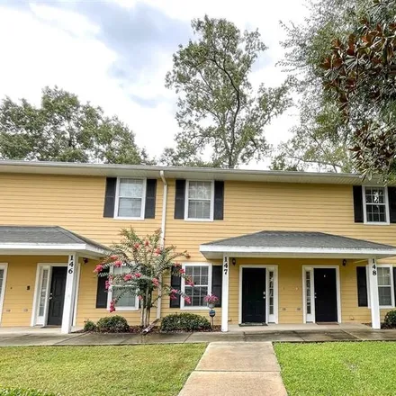 Buy this 2 bed condo on 2951 Southwest 35th Place in Gainesville, FL 32608