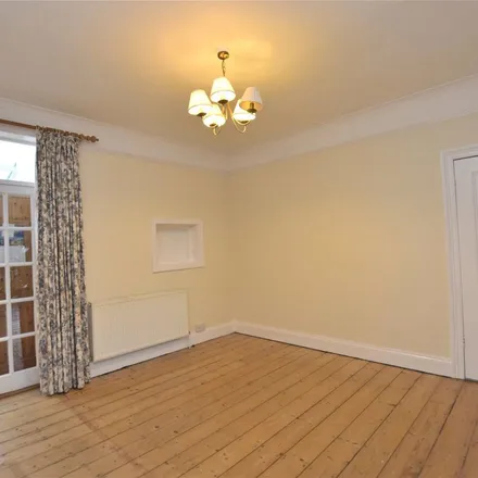 Image 5 - Oolite Grove, Wellsway, Bath, BA2 2TZ, United Kingdom - Apartment for rent