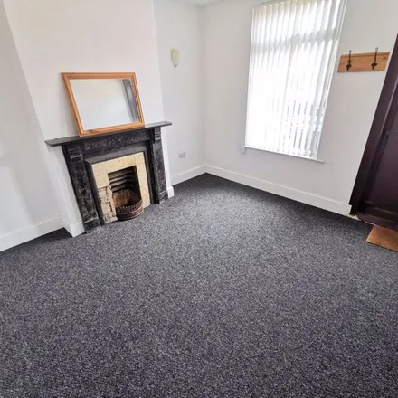 Rent this 2 bed townhouse on 121 Bulwell Lane in Bulwell, NG6 0BW