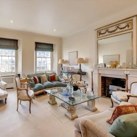 Image 5 - 5 Eaton Place, London, SW1X 8BY, United Kingdom - Apartment for sale