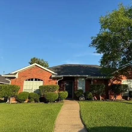 Buy this 3 bed house on 2602 Palisades Pl in Mesquite, Texas