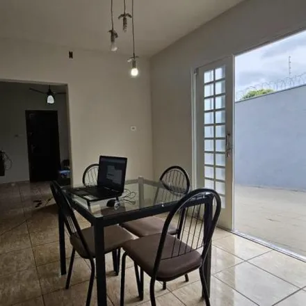 Buy this 2 bed house on Rua Pires de Campos in Bairro Estados Unidos, Uberaba - MG