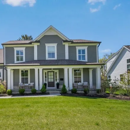 Buy this 5 bed house on 2127 Oakmount Road in Upper Arlington, OH 43221