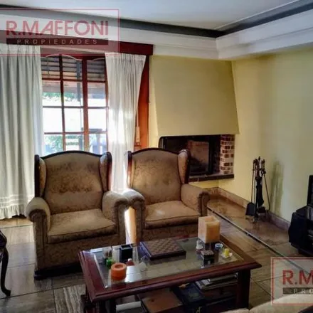 Buy this 5 bed house on Avenida Amenedo 186 in Adrogué, Argentina